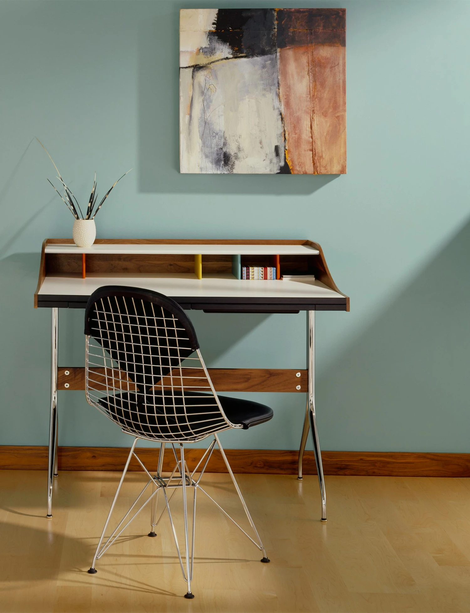 Eames Wire Chair, With Bikini 7 Eames Wire Chair, With Bikini - Image 7