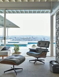 Eames Lounge Chair And Ottoman -Muutous Zone W HM 5667 10004698 slate v1 001