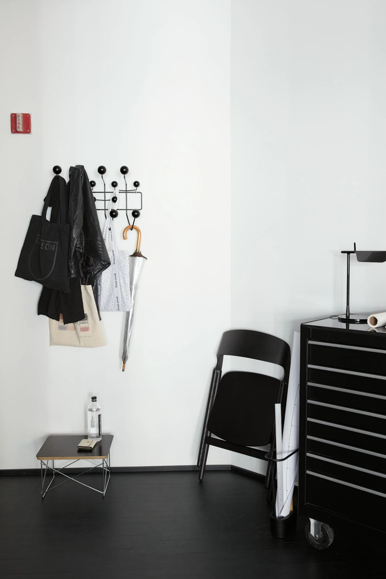 Eames Wire Base Low Table 12 Eames Wire Base Low Table - Image 12