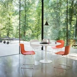 Bertoia Indoor-Outdoor Molded Shell Side Chair 5 Bertoia Indoor-Outdoor Molded Shell Side Chair -Muutous Zone W KNO 2552084 100073625 red orange white v1 001