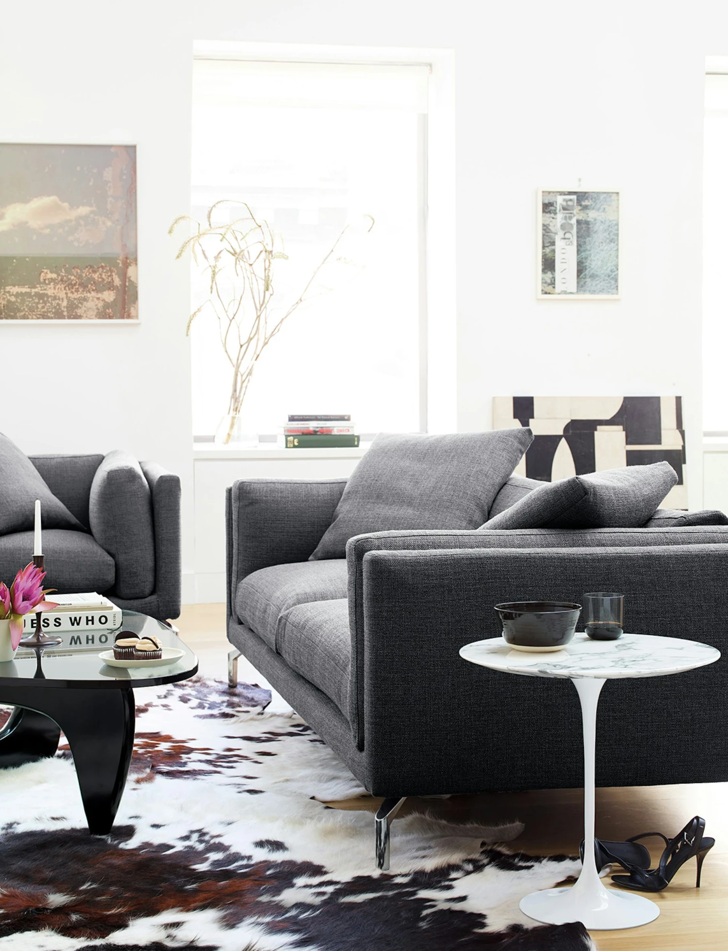 Saarinen Side Table, Oval 10 Saarinen Side Table, Oval - Image 10